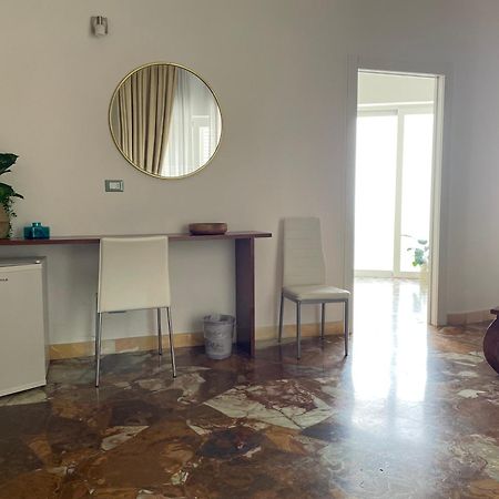 Il Giardino Di Flora Con Piscina Hotel Lecce Exterior foto