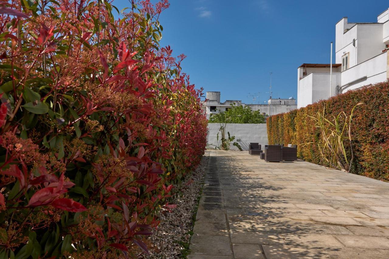 Il Giardino Di Flora - Piscina & Jacuzzi Hotel Lecce Exterior foto